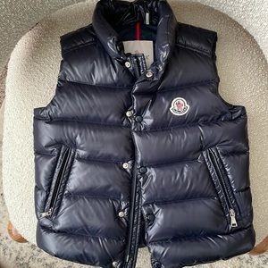 *Like New* MONCLER Tib Navy Vest Kids’ Sz 8